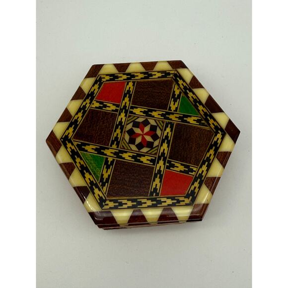 Vtg Japanese Wooden Yosegi-Zaiku Hexagonal 7 PC Drink Coasters Serveware - Picture 4 of 7